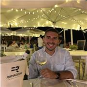 Laureato in economia si rende disponibile per ripetizioni e aiuto compiti